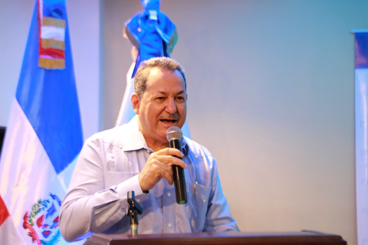 Promipyme celebra encuentro  con comerciantes  y empresarios de la Industria del Mueble y Electrodomésticos SDE.